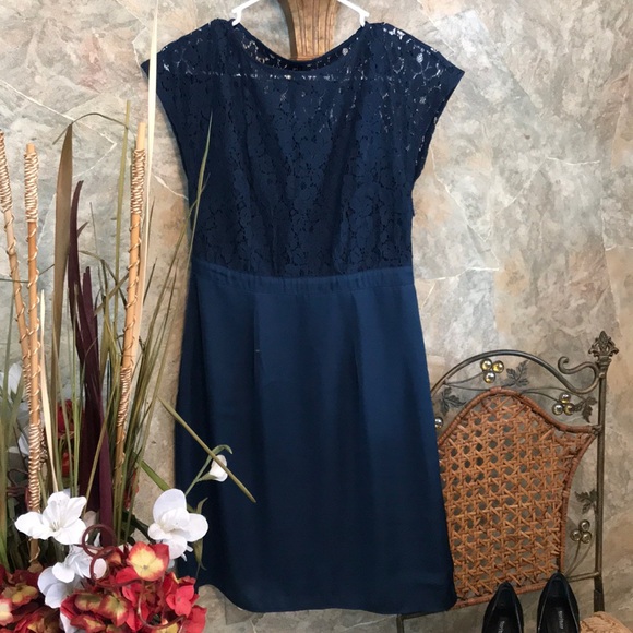 Tevolio. Navy blue dress lace top polyester bottom - Picture 5 of 8